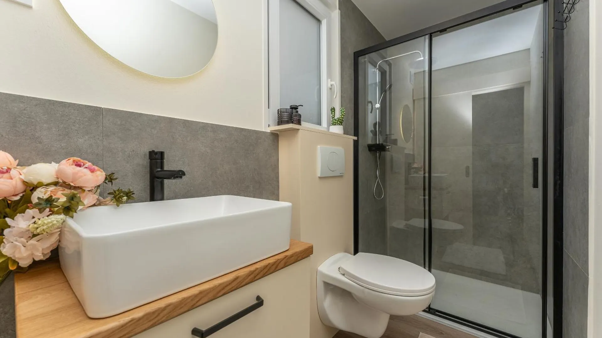 בית נופש Luna Mare Boutique Holiday House דראגה