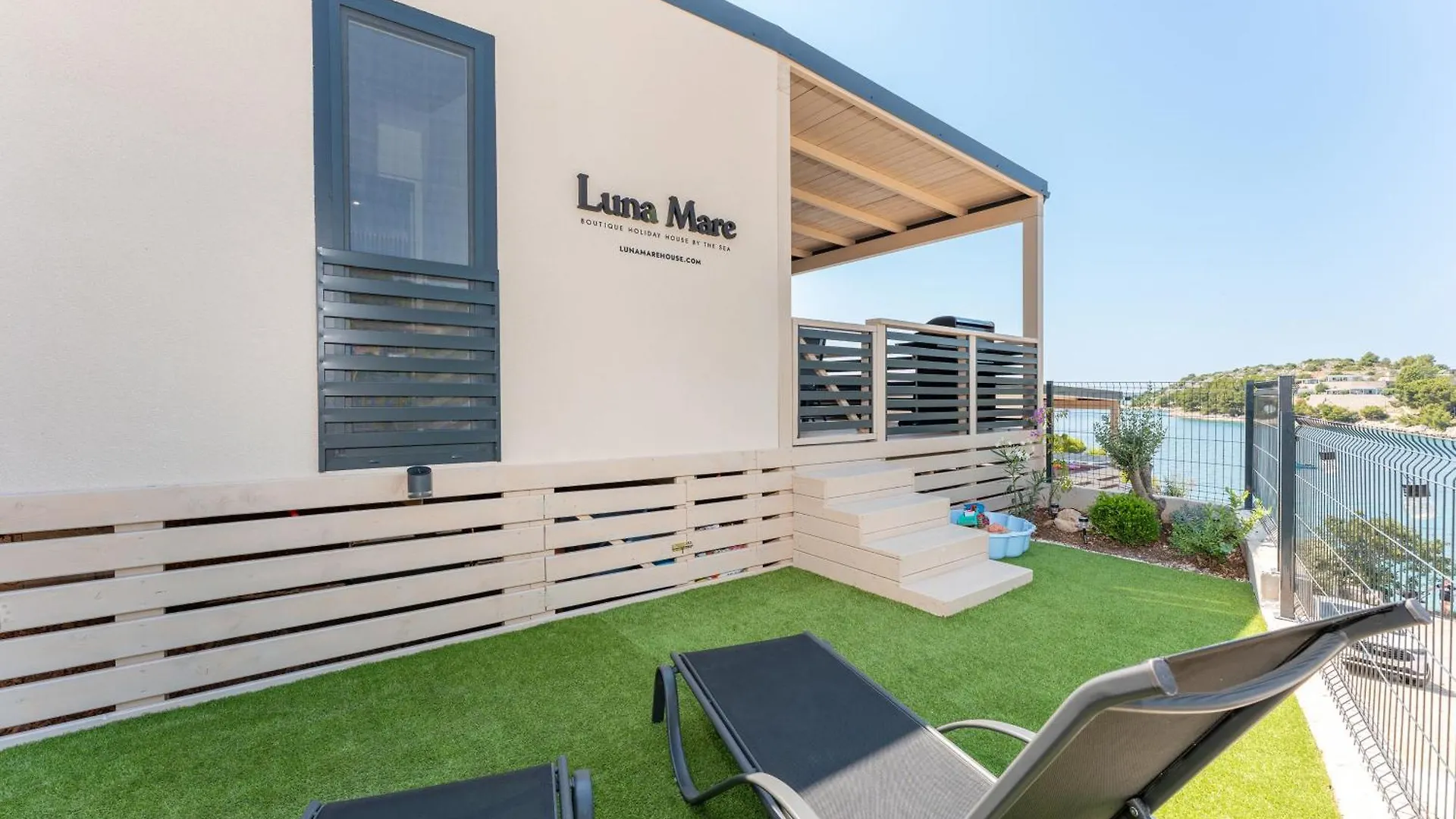 Luna Mare Boutique Holiday House 드라게 0*,  크로아티아